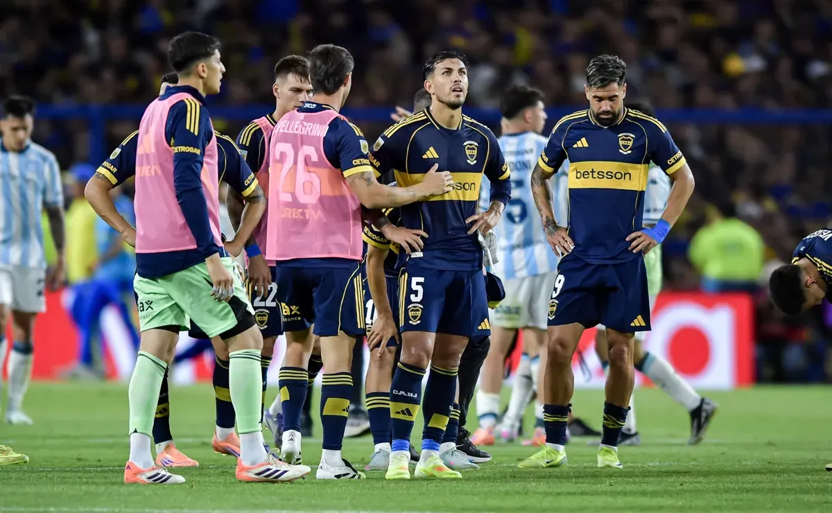 Los hinchas de Boca lo cuestionan, pero la dirigencia lo respalda: 