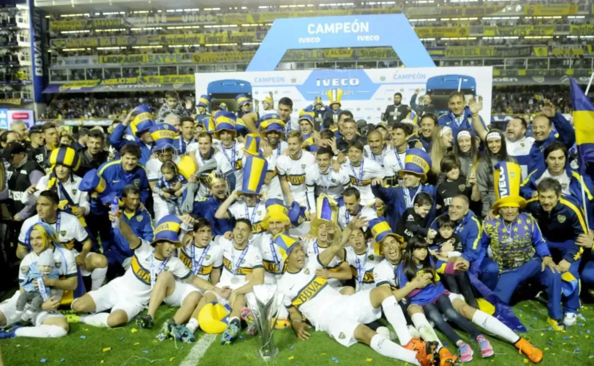 Surgió en Boca, fue campeón con Riquelme y con Tevez y a los 35 años anunció su retiro profesional