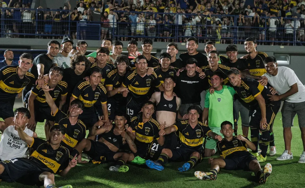 El juvenil de Boca que la rompe y pide minutos para el 2026: 