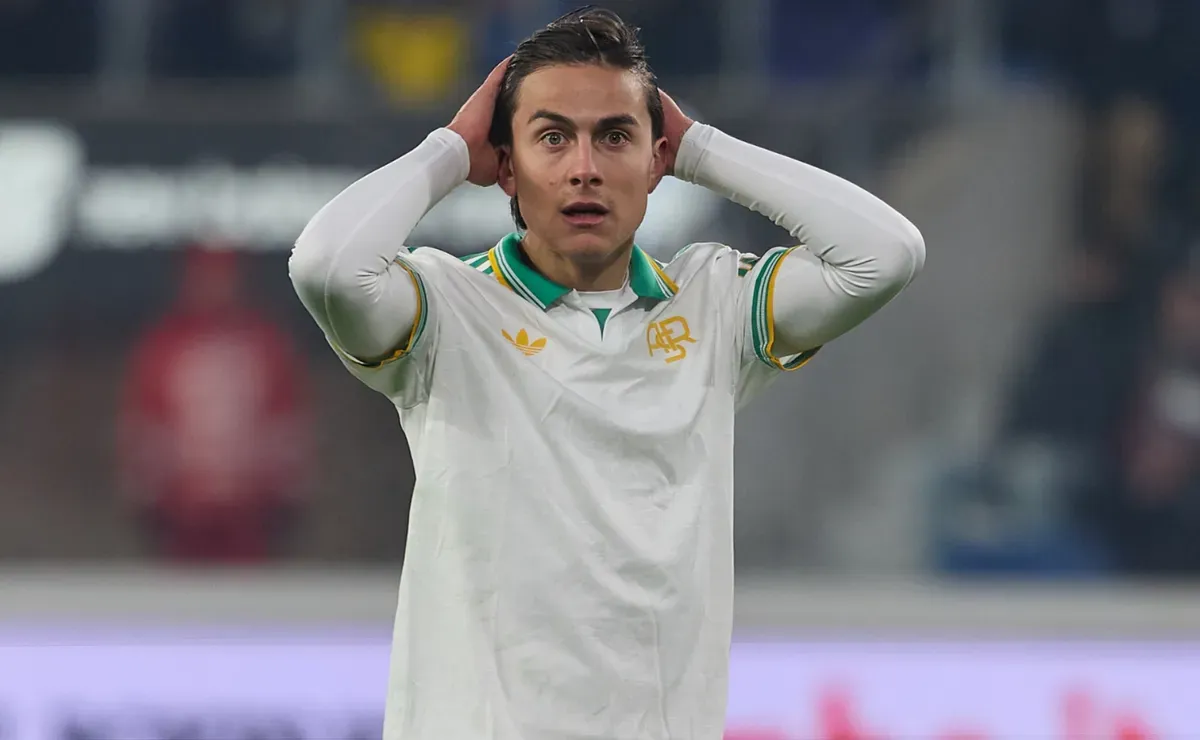 ¿Aprovecha Boca? Los hinchas de la Roma atacaron con todo a Paulo Dybala y piden que se vaya