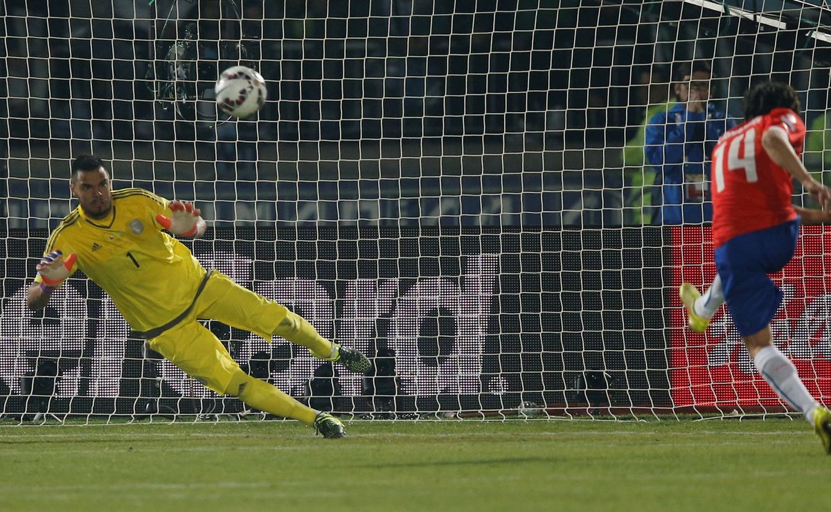 Matías Fernández revela sobre el penal perfecto que 'se lo pedí a Vidal'