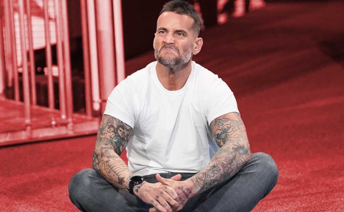 WWE asombra al mundo con el histórico retorno de CM Punk