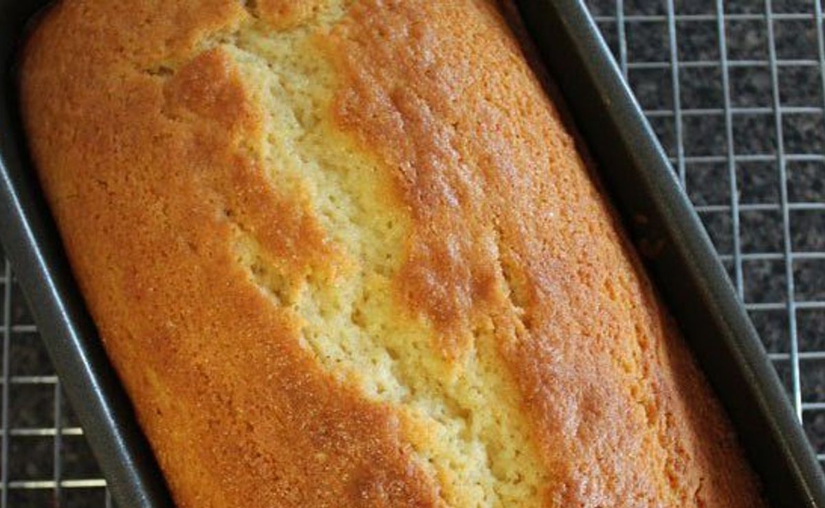 Delicious and Easy Yogurt Cake Recipe for Any Time of the Day