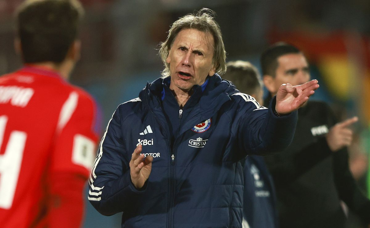 Ricardo Gareca aclara que no renunciará jamás a la selección chilena y pone como ejemplo a Berizzo