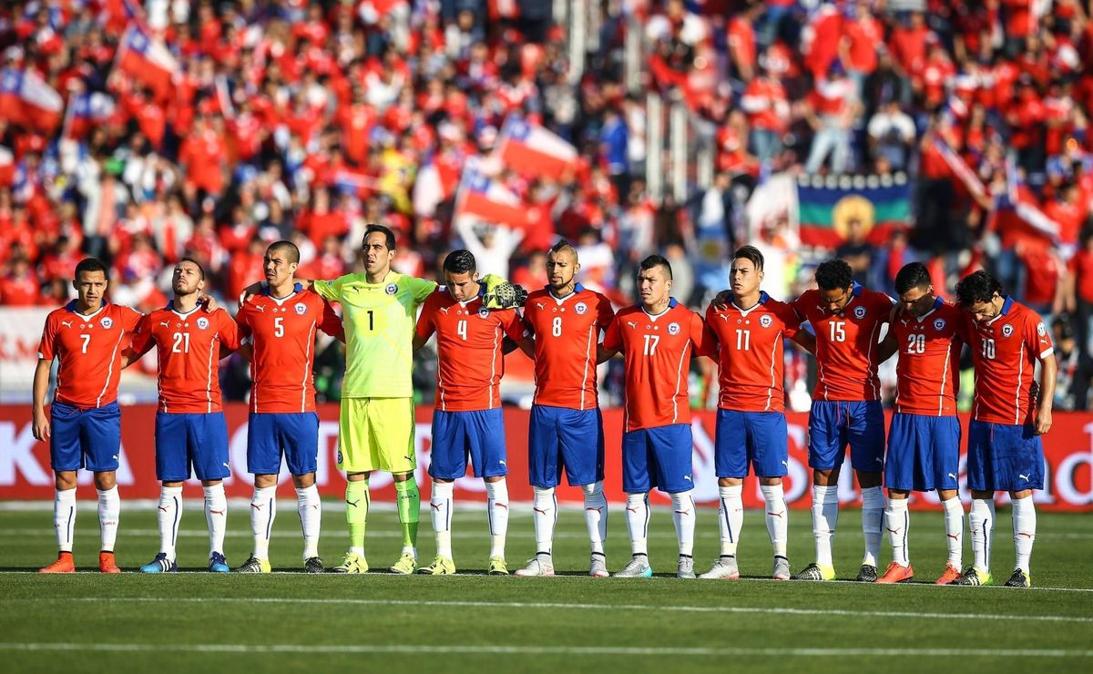 Desde el Mundial del 62 hasta la generación dorada: Los diez mejores futbolistas chilenos de la historia