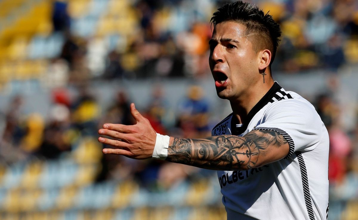 Guillermo Paiva avisa a Colo Colo por su futuro: 