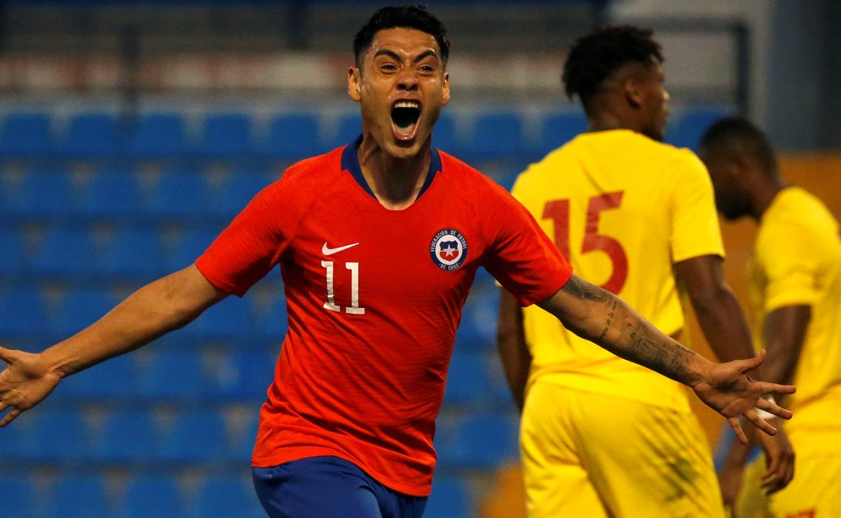 Felipe Mora y sus números estelares que lo traen de vuelta a La Roja tras tres años