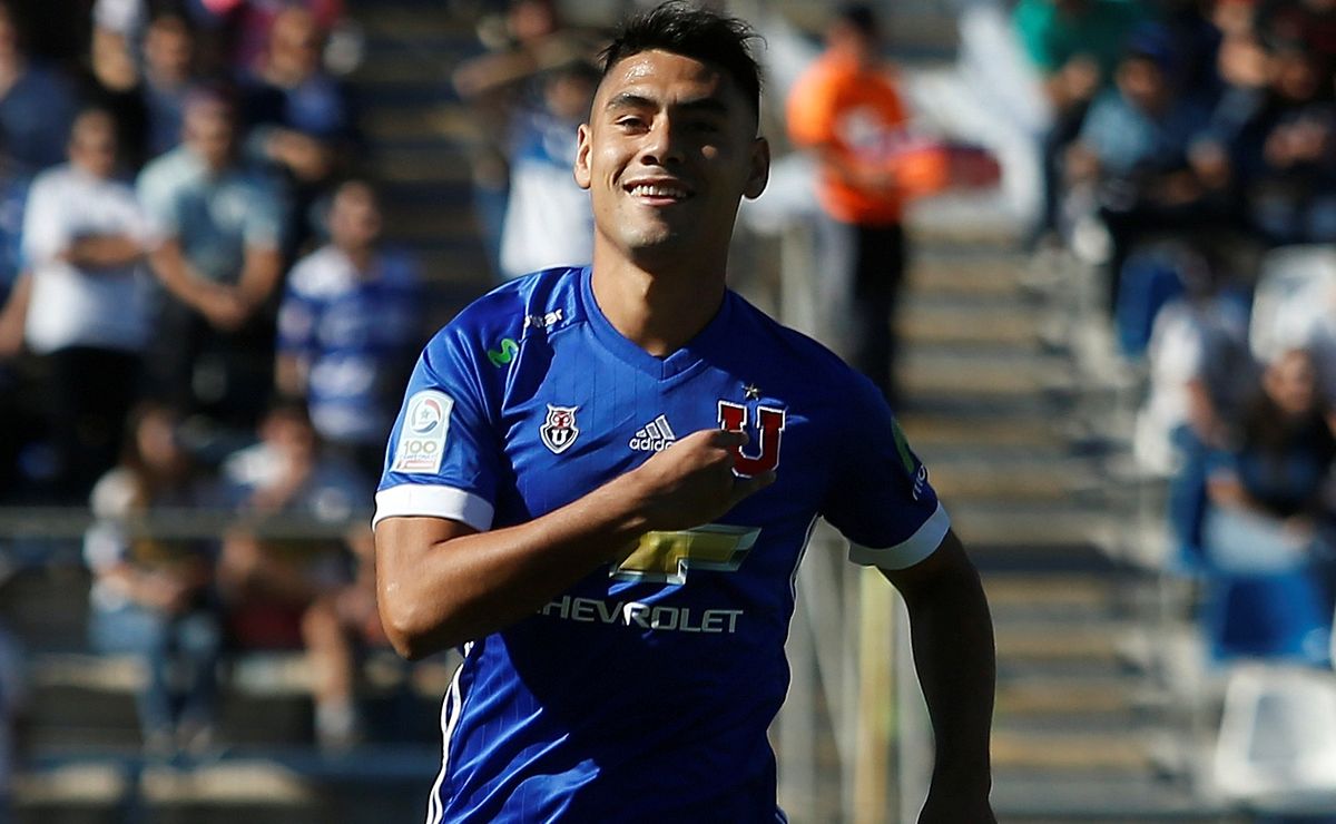 Felipe Mora aclara si vuelve a U de Chile para Copa Libertadores 