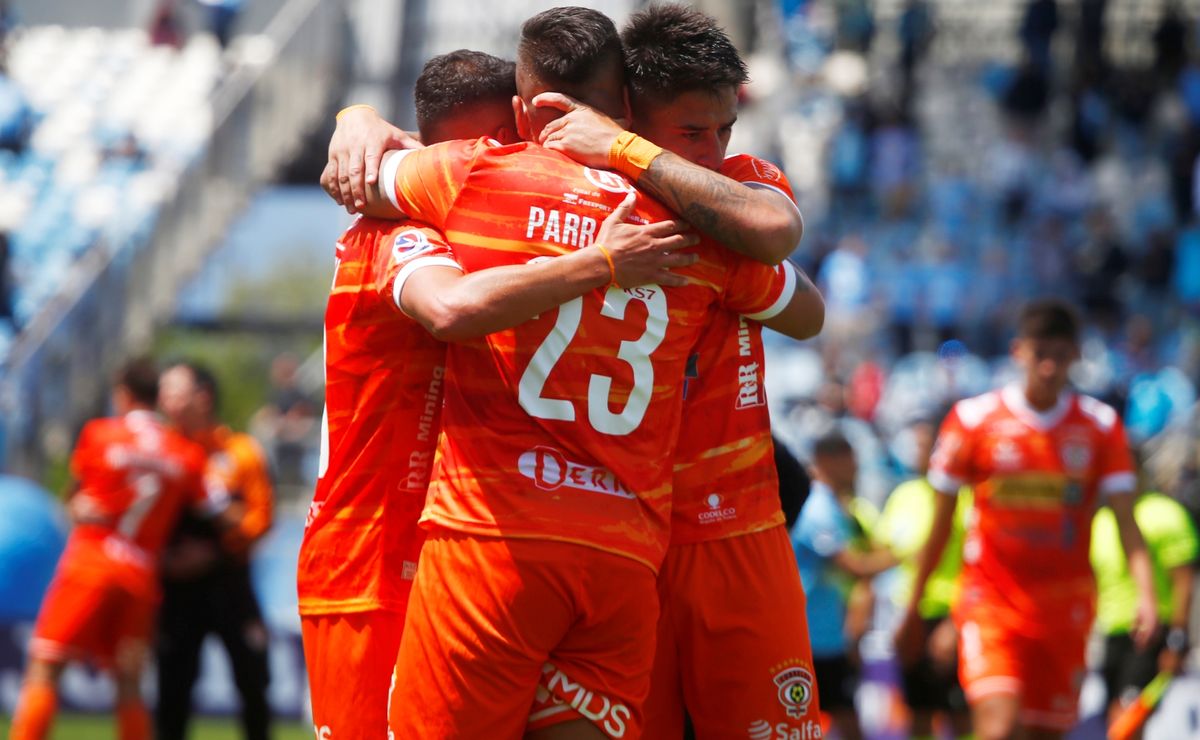 Cobreloa agranda la lista: Los equipos con más descensos en el fútbol chileno