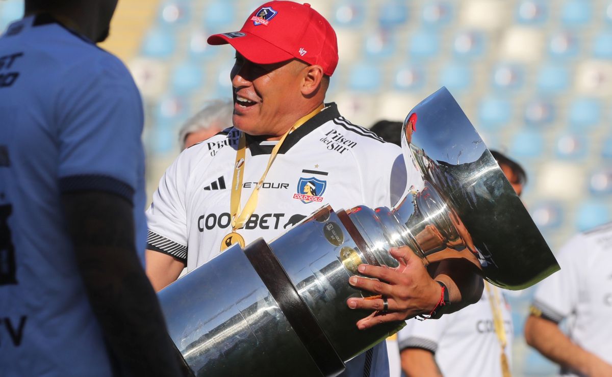 En Argentina celebran al Colo Colo de Almirón por Supercopa y su final tras 276 días