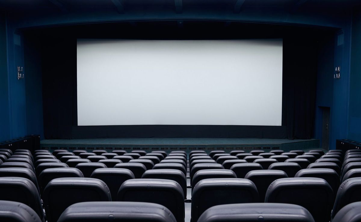 ¿Están abiertos los cines este domingo? Distribuidora anuncia importante medida para la 2° vuelta