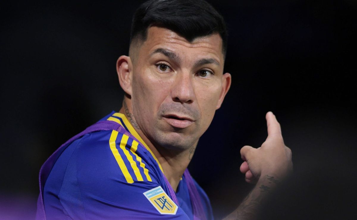 Huracán realiza denuncia contra Gary Medel por graves incidentes