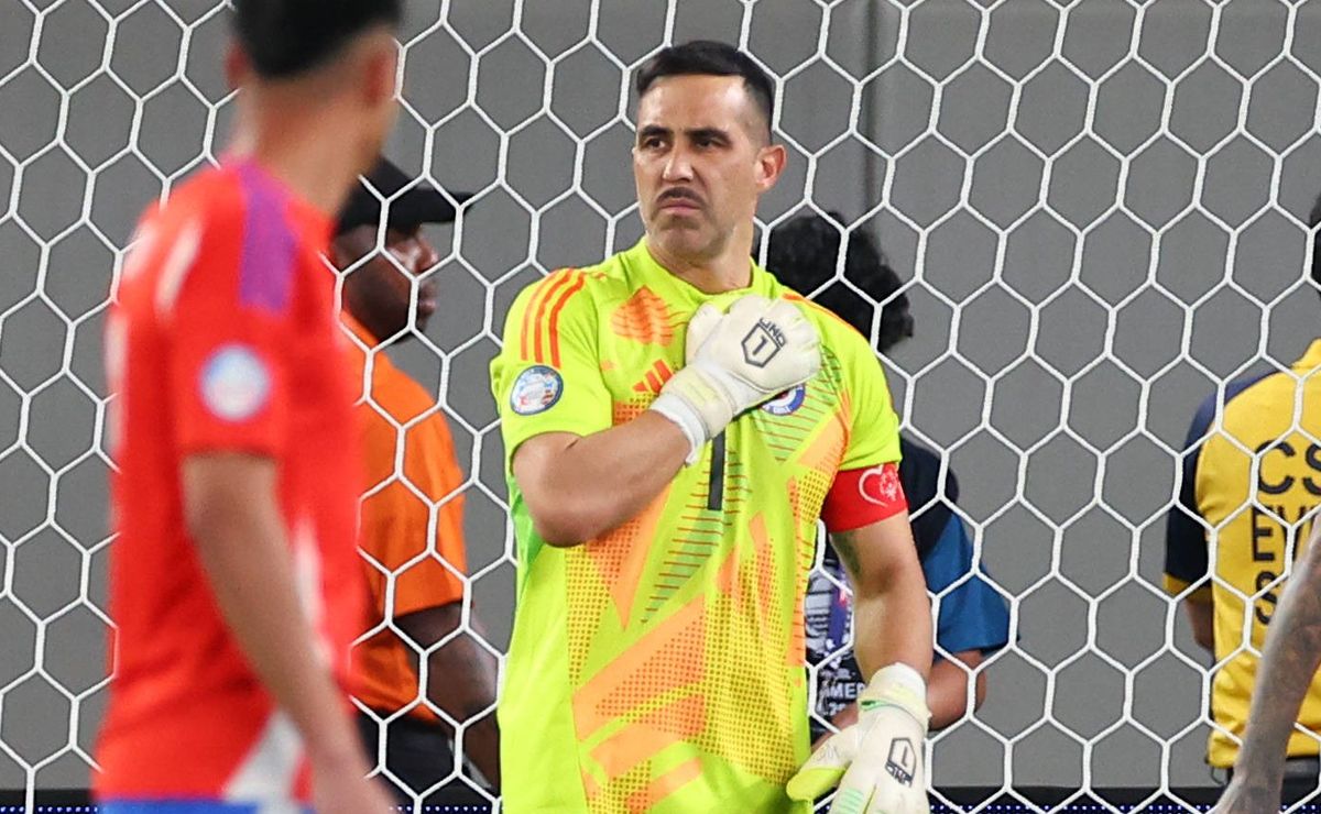 Revelan el gran miedo que genera el retorno de Claudio Bravo a Colo Colo