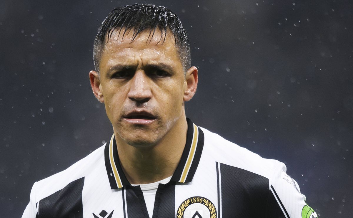 Formación de Udinese de Alexis Sánchez y Damián Pizarro contra Fiorentina: una 