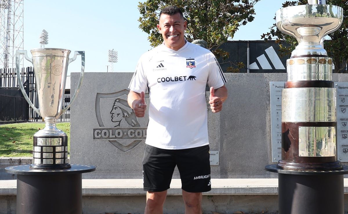 Campeón de América con Colo Colo critica a Almirón por cortar pretemporada: 