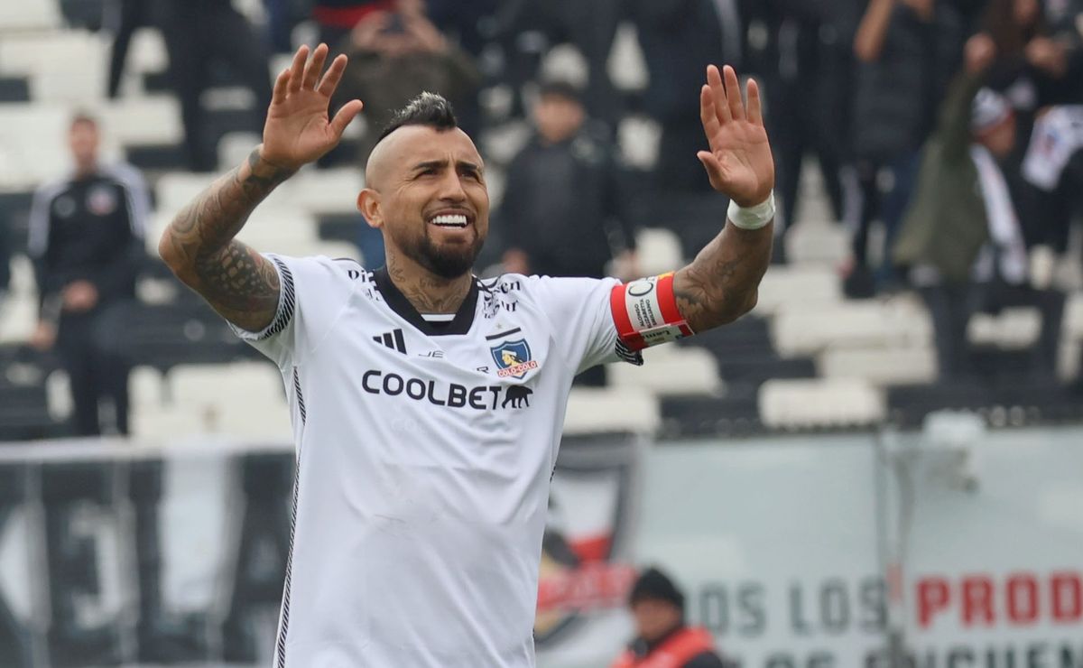 El mensaje de Arturo Vidal tras críticas por ausencia en actividad del centenario: “Más fuertes que nunca”