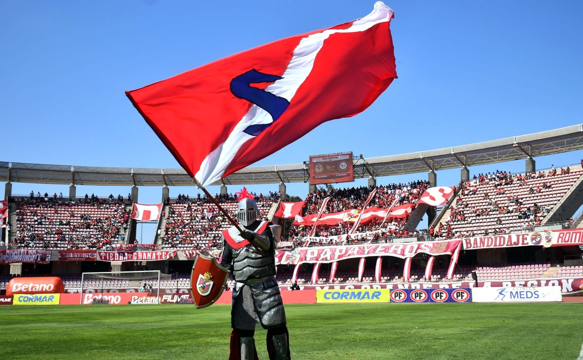 Se agiganta la crisis: El nuevo estadio que se cierra para el fútbol chileno