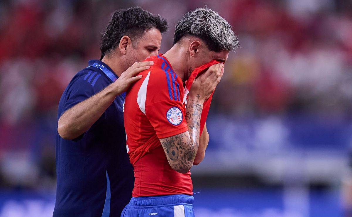 Diego Valdés se gana la mayor cantidad de pifias en el “aplausómetro” de la selección chilena ante Ecuador