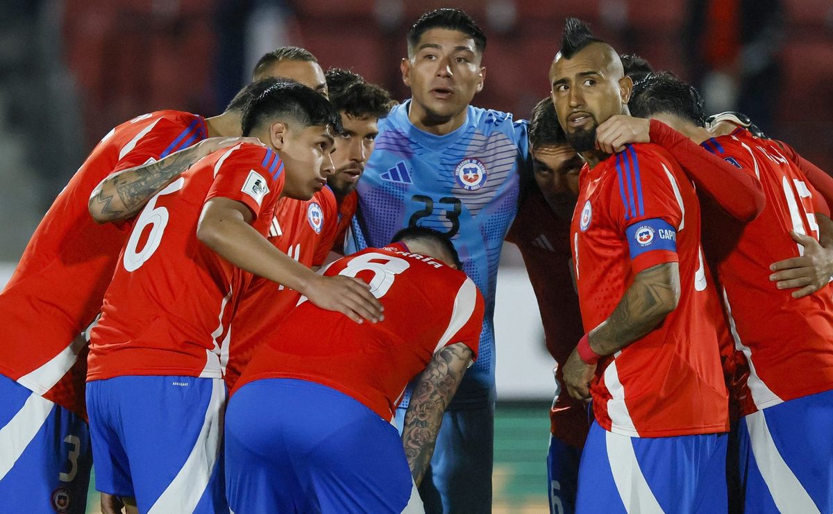Expertos indican qué jugadores de la Selección Chilena deben entregar la camiseta
