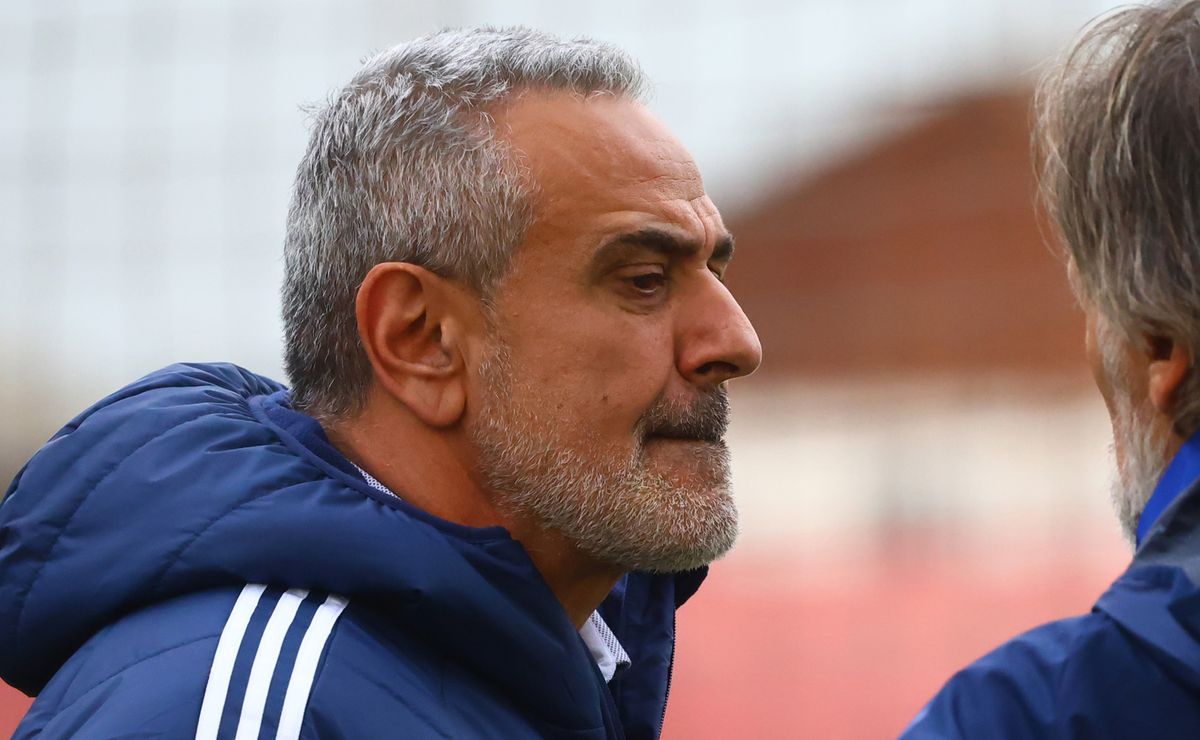 Tortura enganchada: Pablo Milad debería elegir al nuevo DT de la selección chilena meses antes de dejar el cargo