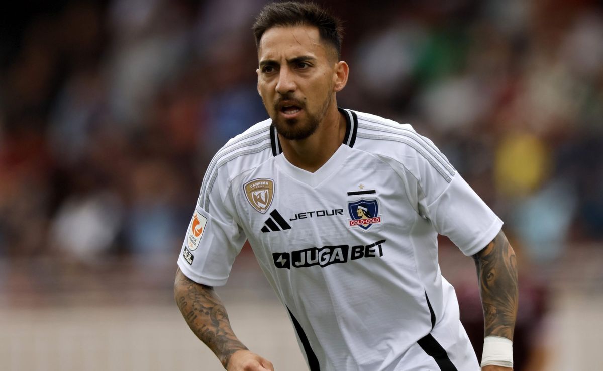 ¿Quiere dejar Colo Colo? Revelan postura de Correa ante interés de clubes argentinos