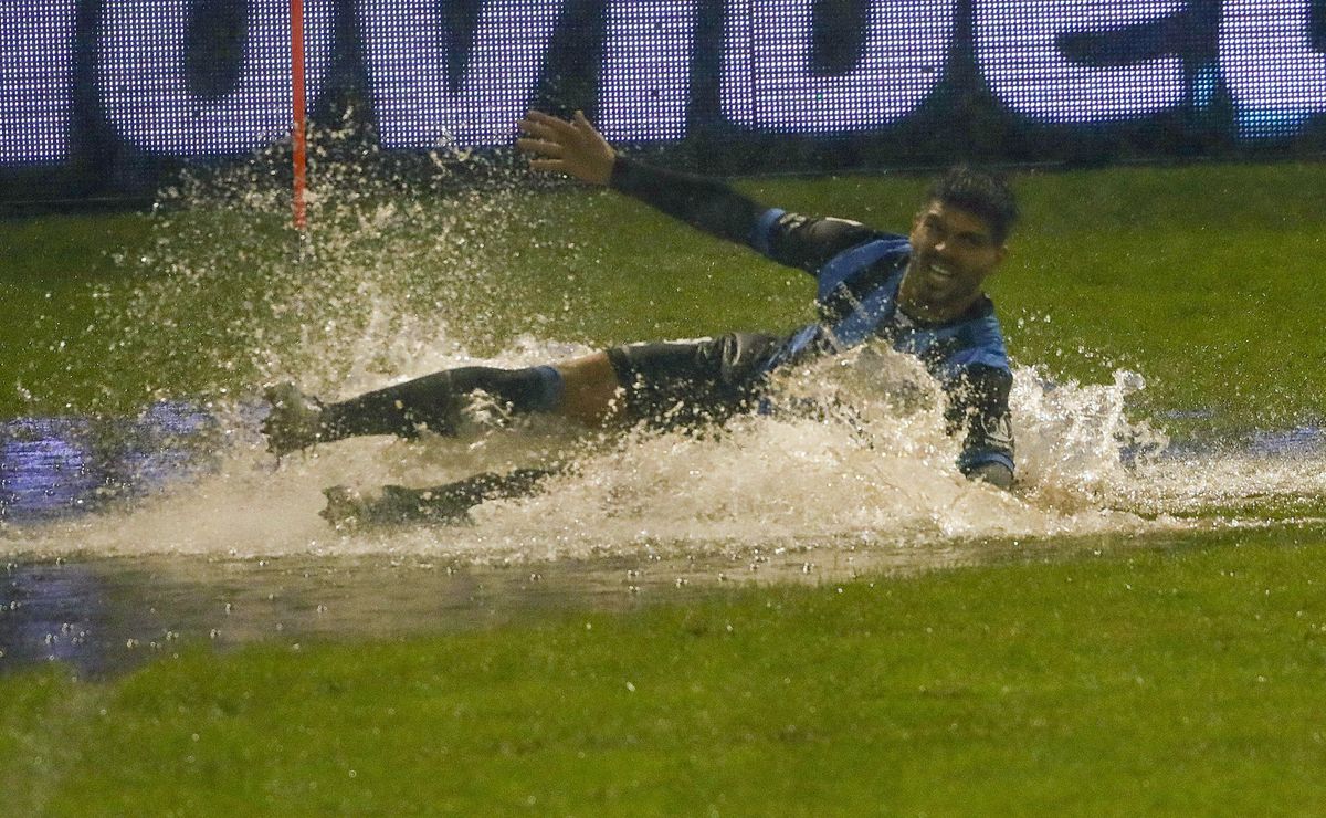 Revelan por qué la cancha de Huachipato se inunda: la insólita razón del pésimo drenaje del CAP