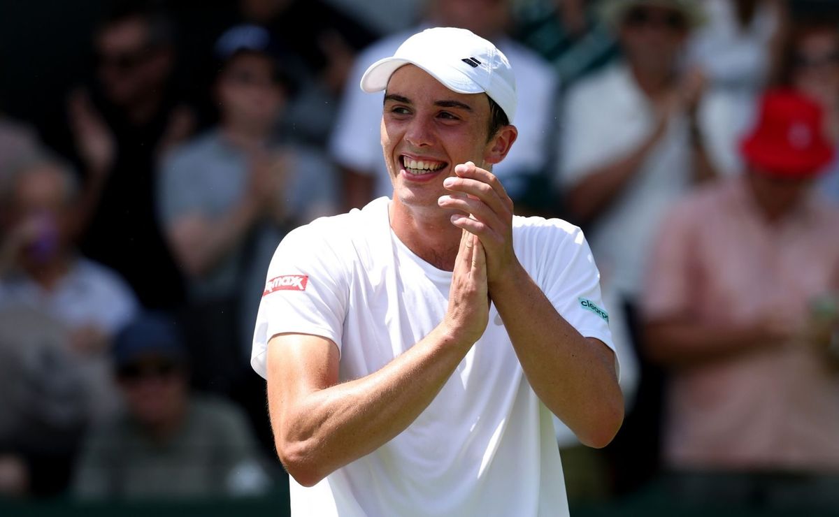 ¡Para no creer! El tenista peor rankeado de Wimbledon da el batacazo y arrasa en su debut