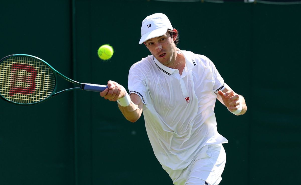 ¡Bombazo en Wimbledon! Nicolás Jarry deja fuera al N°8 del mundo y avanza en Wimbledon