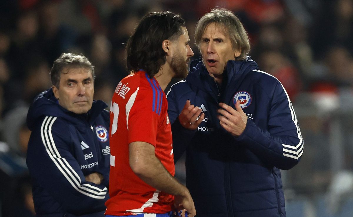 “Me vio y me hicieron mier…”: jugador desclasifica el día en que se durmió en plena charla de Gareca