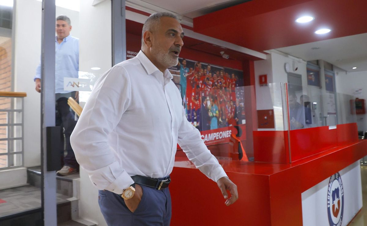 La dura respuesta a la FIFA que critica a Pablo Milad: “Deben ser grandes los intereses”