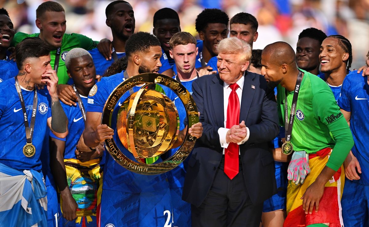 Donald Trump le “robó” al Chelsea el trofeo original del Mundial de Clubes