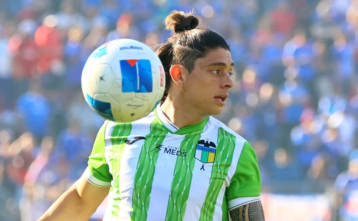 “Lo que faltaba”: ex jugador de Colo Colo reacciona en redes por posible fichaje de Joaquín Montecinos