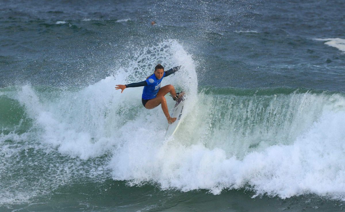 Surfista chilena se queda con el título en el Campeonato Nacional La Cúpula Antofagasta 2025