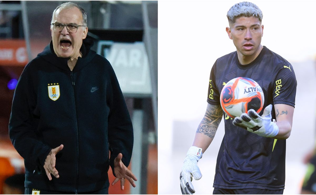 Marcelo Bielsa mira sentado en un muro el “condoro” de Brayan Cortés en Uruguay