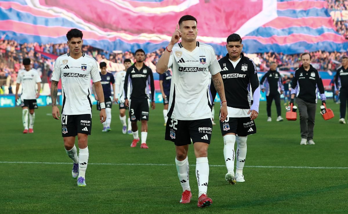 Después de dos décadas: Colo Colo pide aforo masivo para vuelta al Estadio Nacional