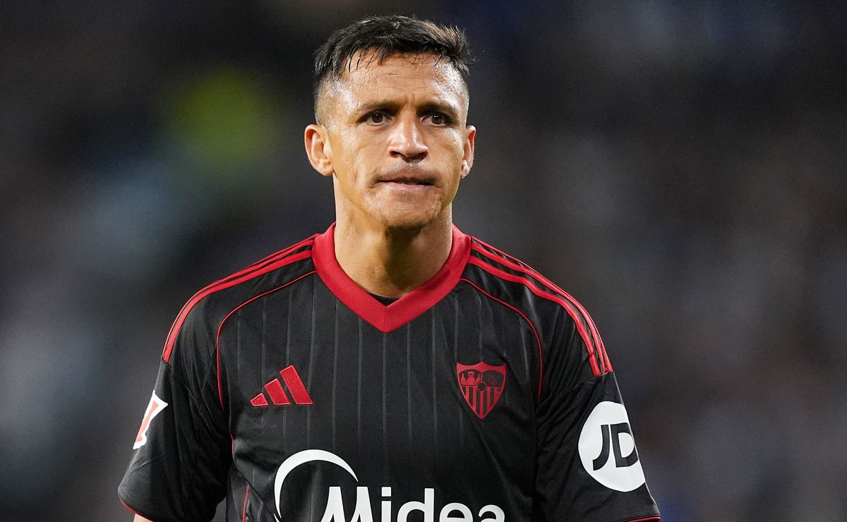 Críticas en España para Alexis Sánchez y Gabriel Suazo tras nueva derrota del Sevilla: “Desaparecido, irreconocible”