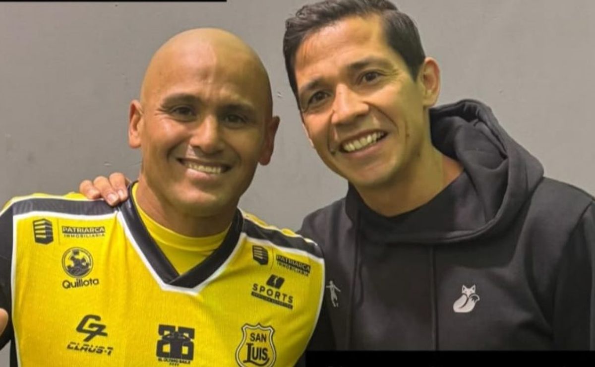 “Más habitantes del planeta Gol”: Matías Fernández fue un “garrero” más en emotivo adiós de Humberto Suazo