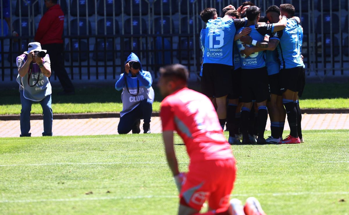 El tirón de orejas de Gustavo Álvarez por el penal infantil de la U de Chile: “No es que no quedara otra…”