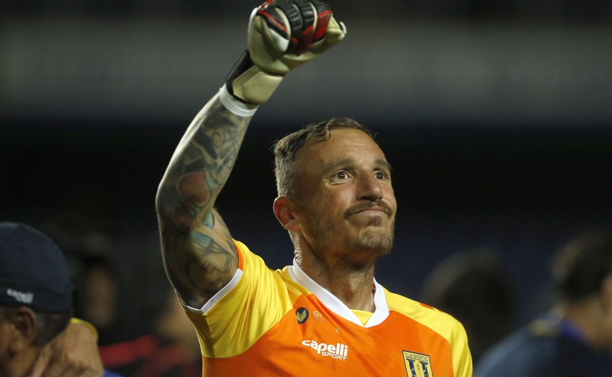 Cristián Campestrini señala el récord que quiere romper en Chile: “Mi objetivo es atajar hasta los 48 años”