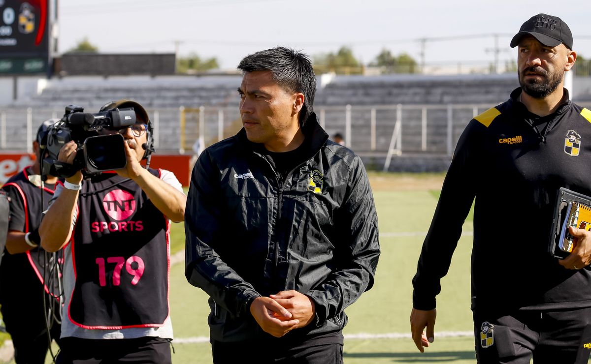 DT de Coquimbo Unido reacciona al récord del “Ballet Azul”: “Nosotros en un año…”