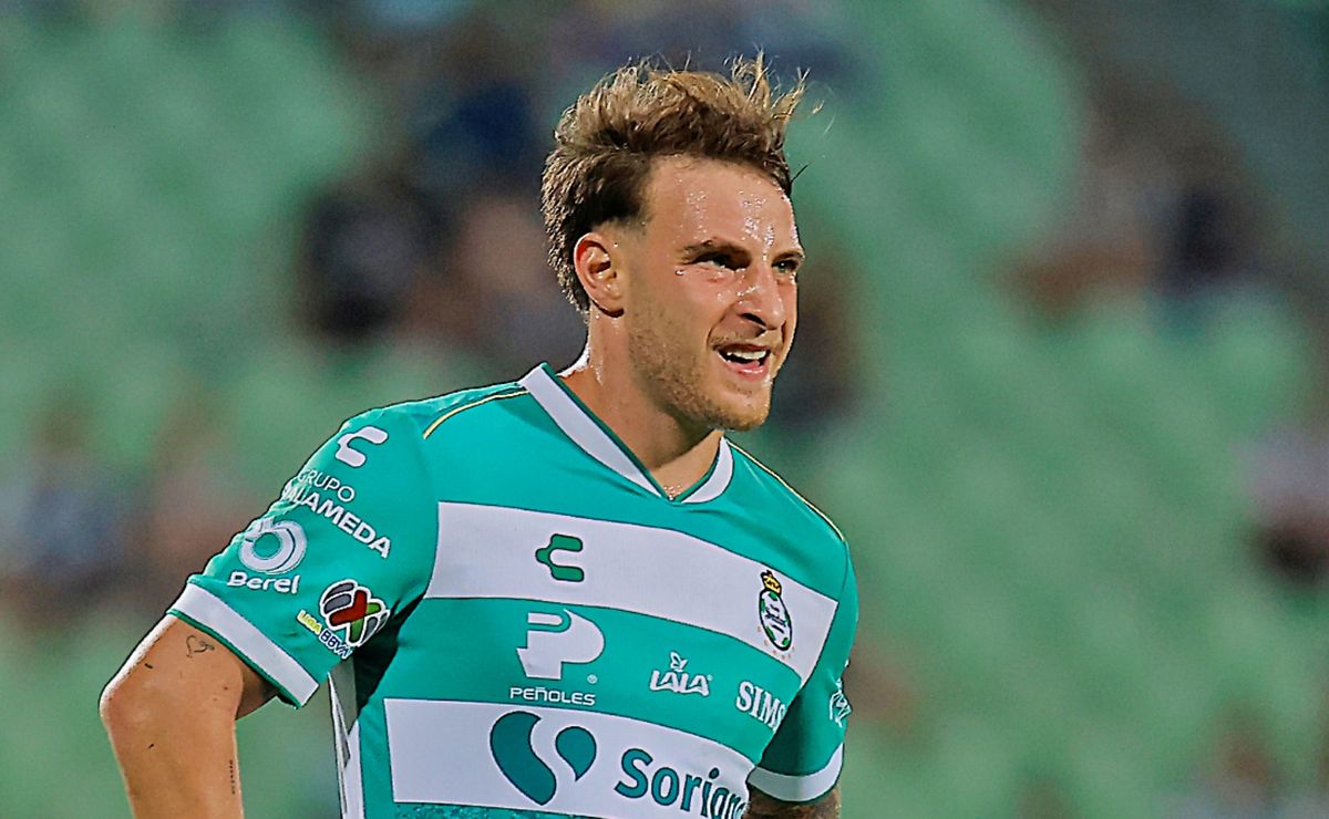 Campeón con Colo Colo da tajante opinión sobre el posible fichaje de Bruno Barticciotto: “Sería un…”