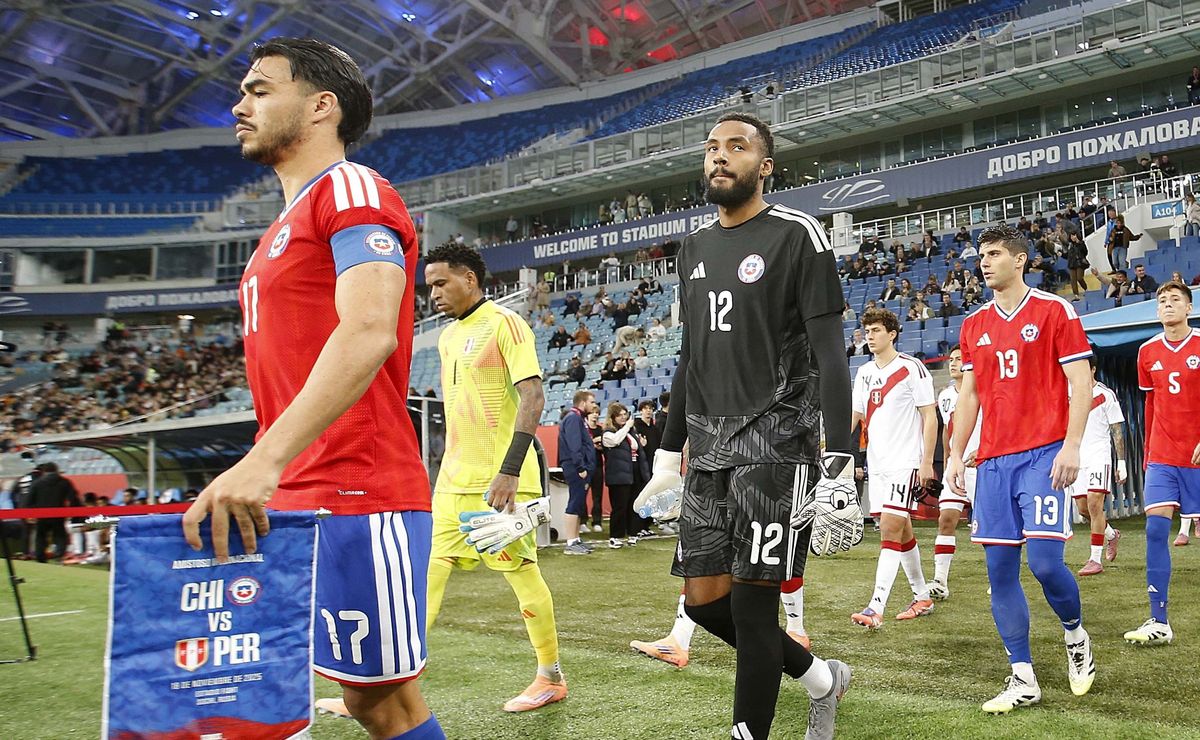 Conmovedor apoyo de Gabriel Suazo a Iván Román tras su condoro: “Es un tremendo jugador”