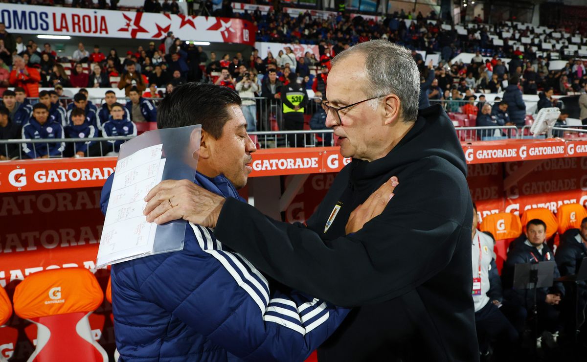 Marcelo Bielsa comienza a tomar fuerza como candidato a la Roja: esto cree Iván Zamorano