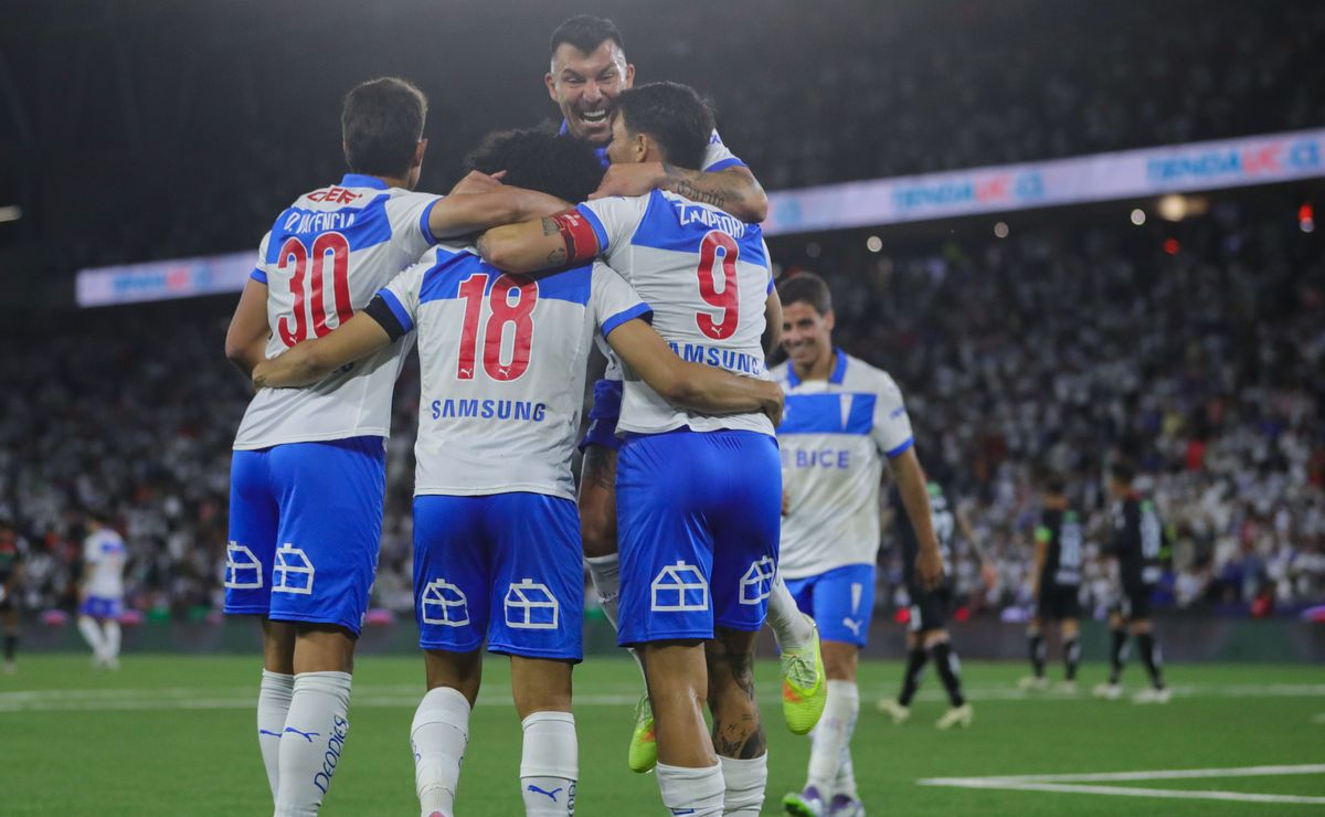 ¿Seguirá en la U Católica? Garnero lanza firme opinión sobre el futuro de Bello en el club