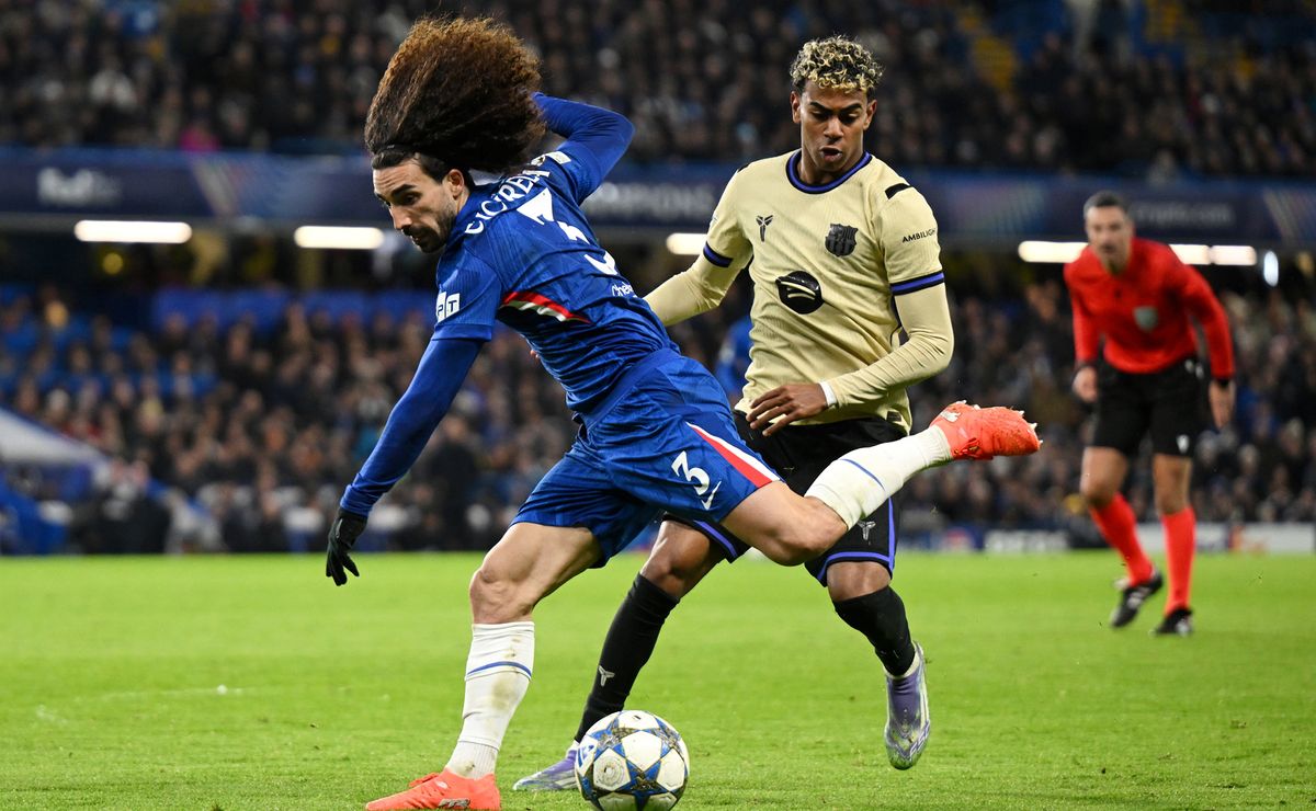 Arquero del Chelsea desata polémica con el Barcelona: “Cucurella tiene en el bolsillo a Lamine Yamal”