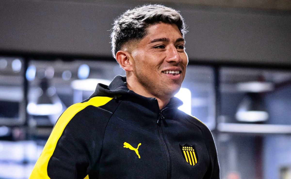 Colo Colo le manda un claro mensaje a Peñarol por Brayan Cortés: “Si lo quieren tiene que mandarnos…”