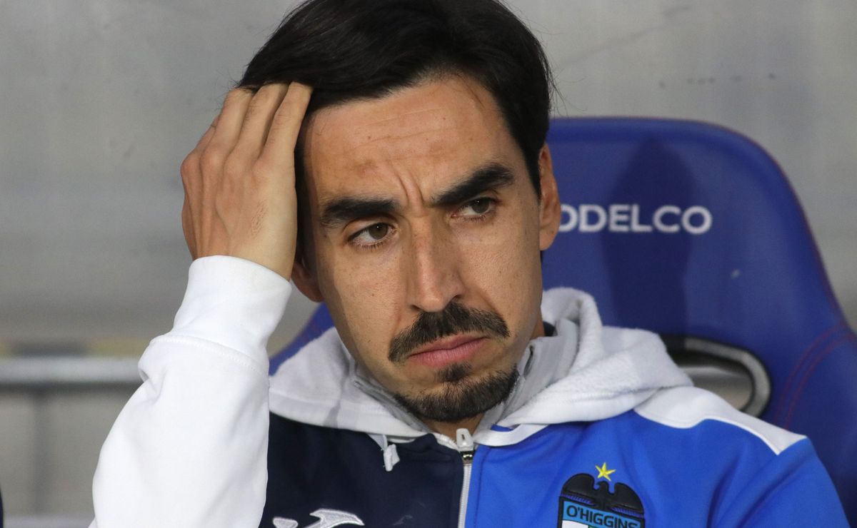 “Si no se habló antes de renovación…”: Meneghini le avisa a O’Higgins y U de Chile su deseo como DT