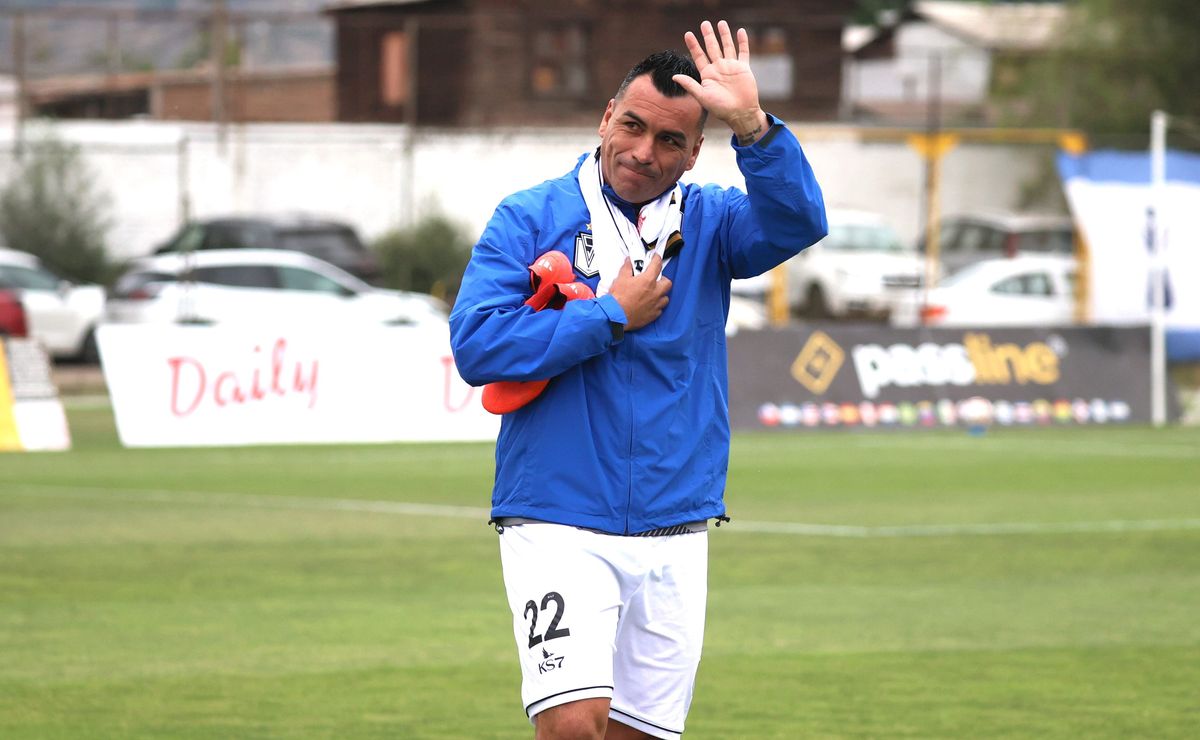 Destapan el preocupante estado de salud de Esteban Paredes: “Lamentablemente sufrió…”