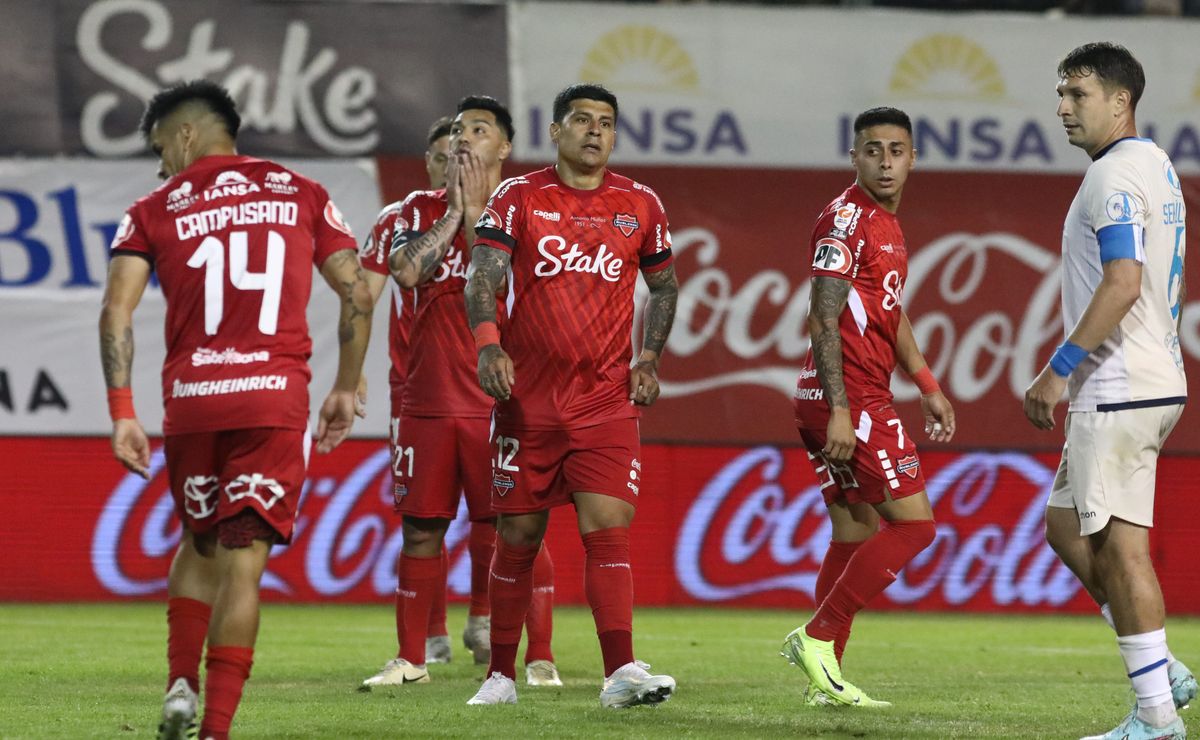 Héroe de Ñublense dice adiós y alerta a Colo Colo: “Hubo cosas contra las que no pude luchar”
