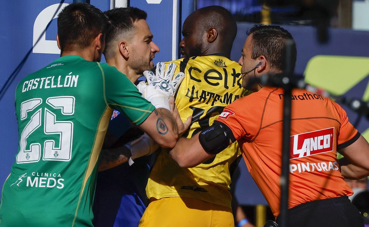 Waterman explica su momento de furia contra U de Chile: ¿Sangre en el ojo?